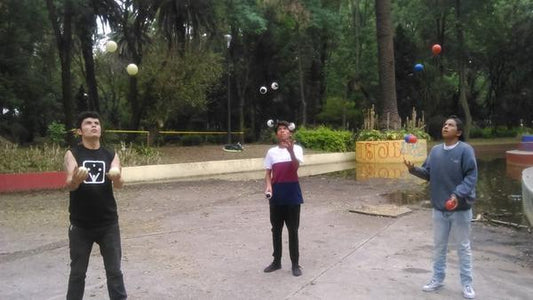 Sabados de Off-line Siente la realidad, sal a jugar