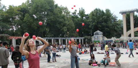 Estas aburrido ??  ven a jugar los sábados!!!!