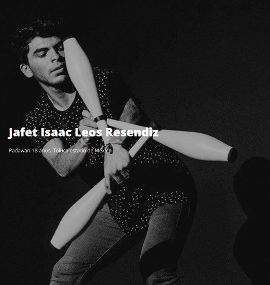 Uno de los mejores malabaristas de México Jafet a.k.a. Padawan